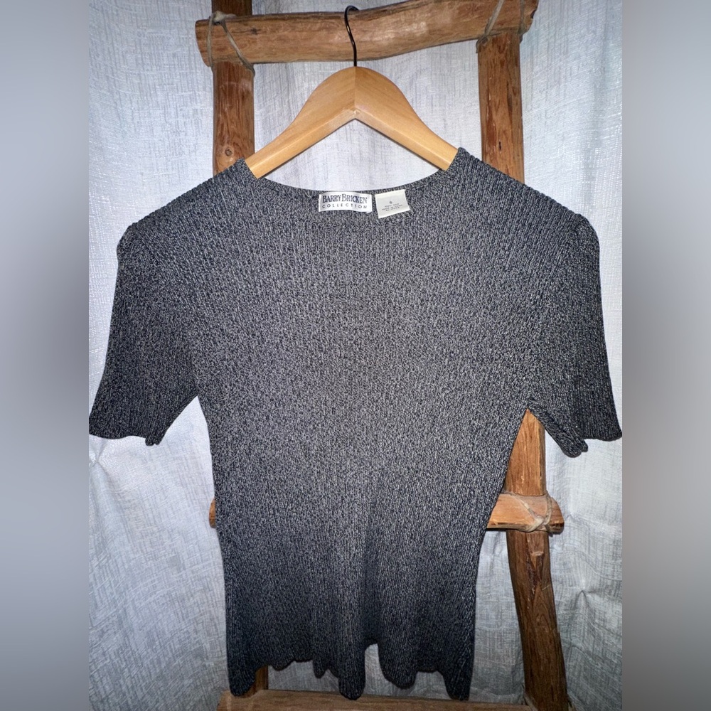 Small 100% silk top from barry bricken